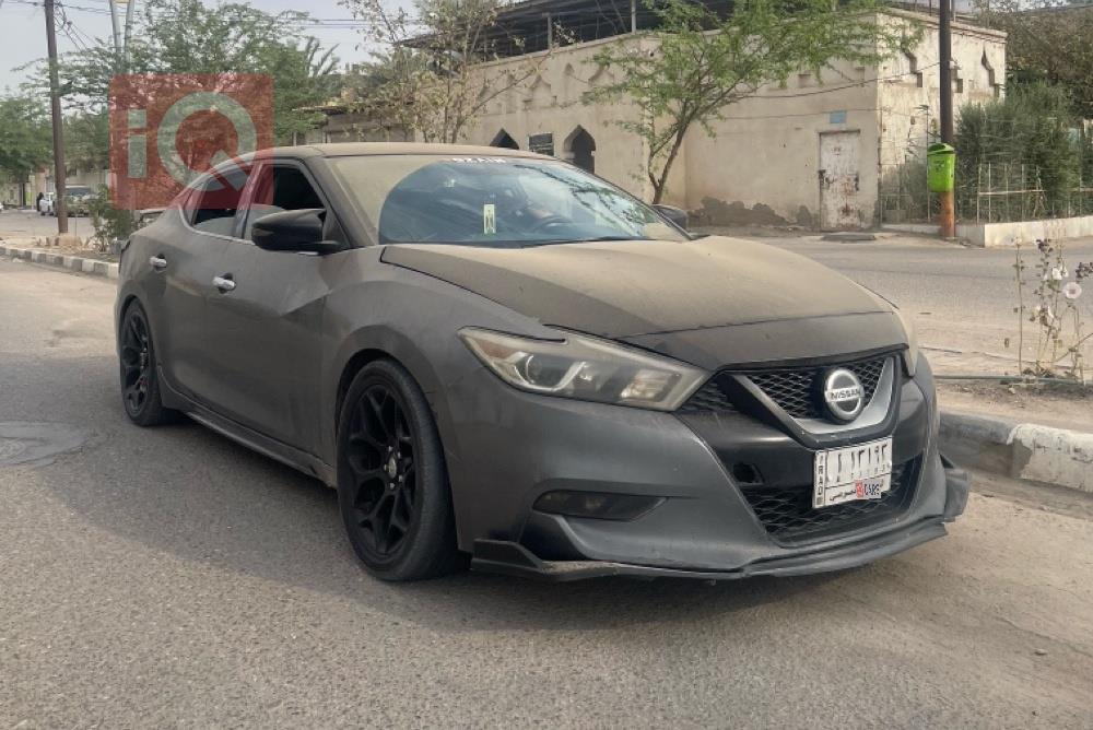 نیسان مەگزیما